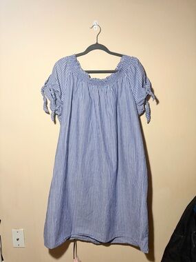 Terra & Sky Size 1X Blue and White Striped Off-Shoulder Tie Sleeve Dress